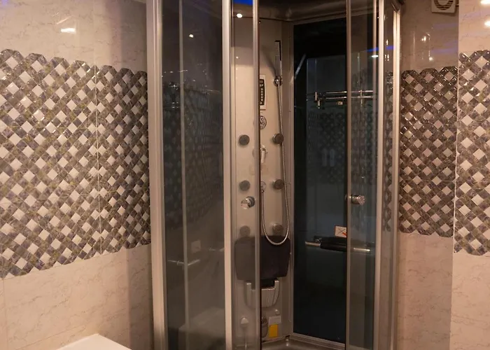 Royal Boutique And Pvt Ltd Hotel 4*