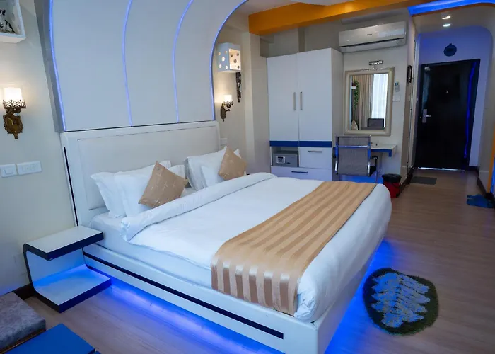Royal Boutique And Pvt Ltd Hotel